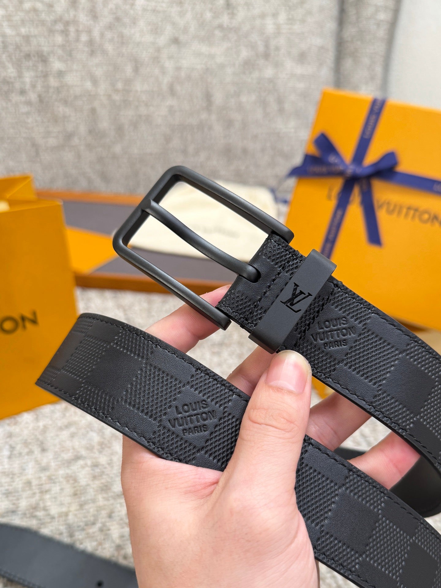 Lv belt