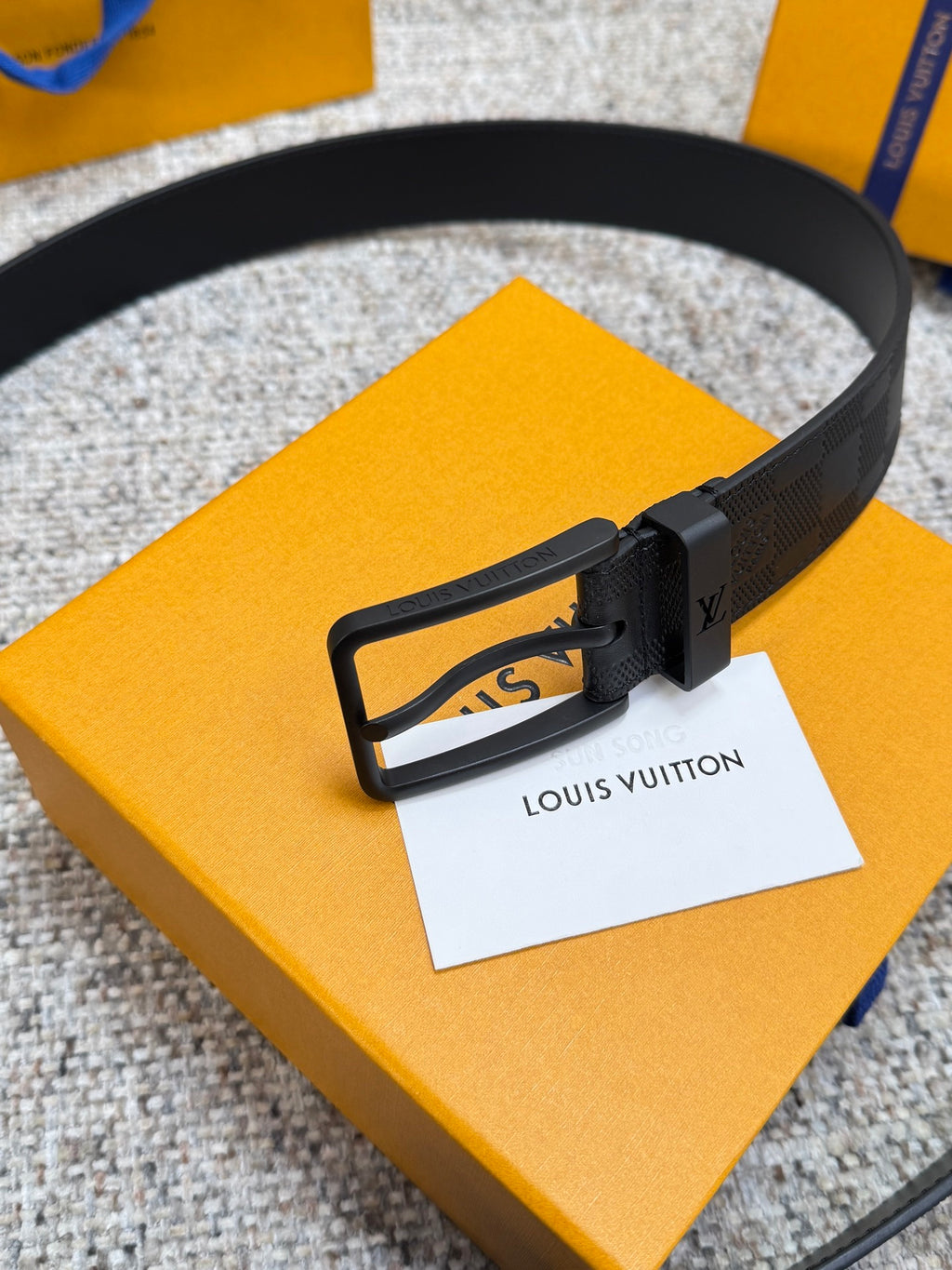 Lv belt