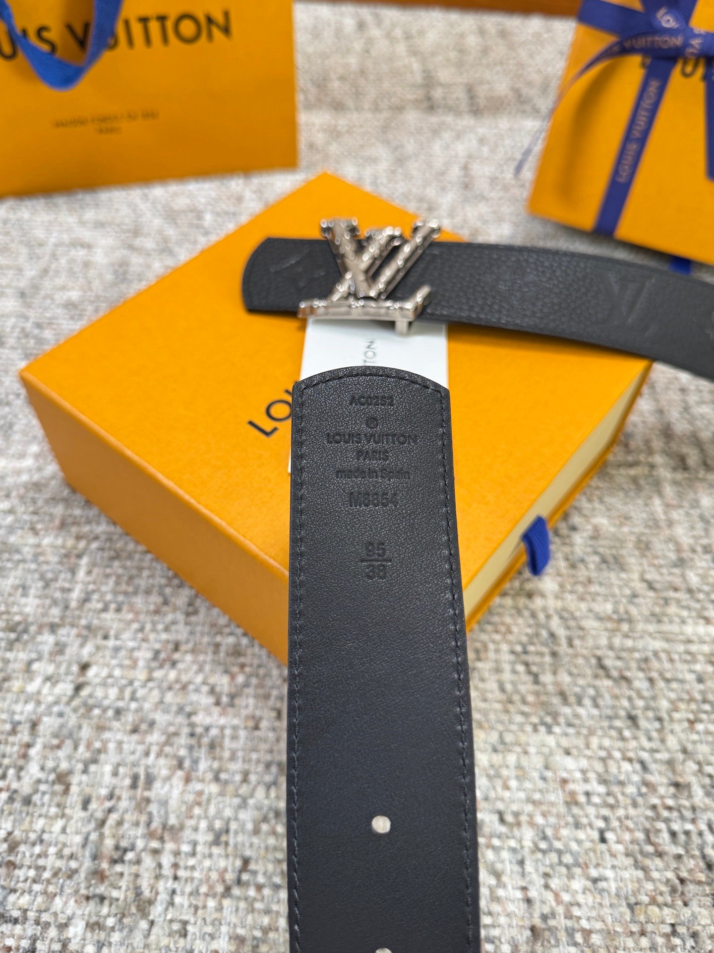 Lv belt