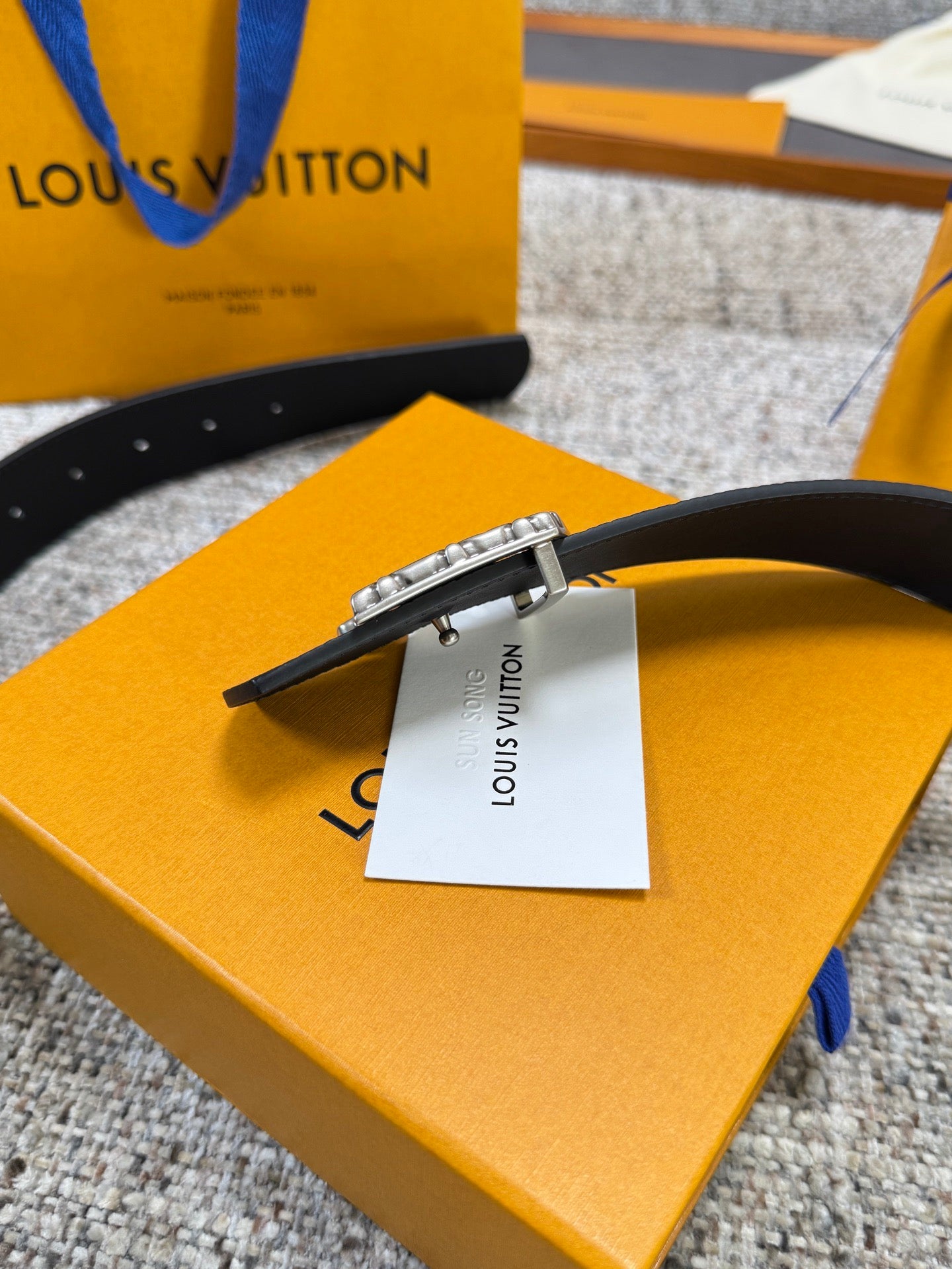 Lv belt