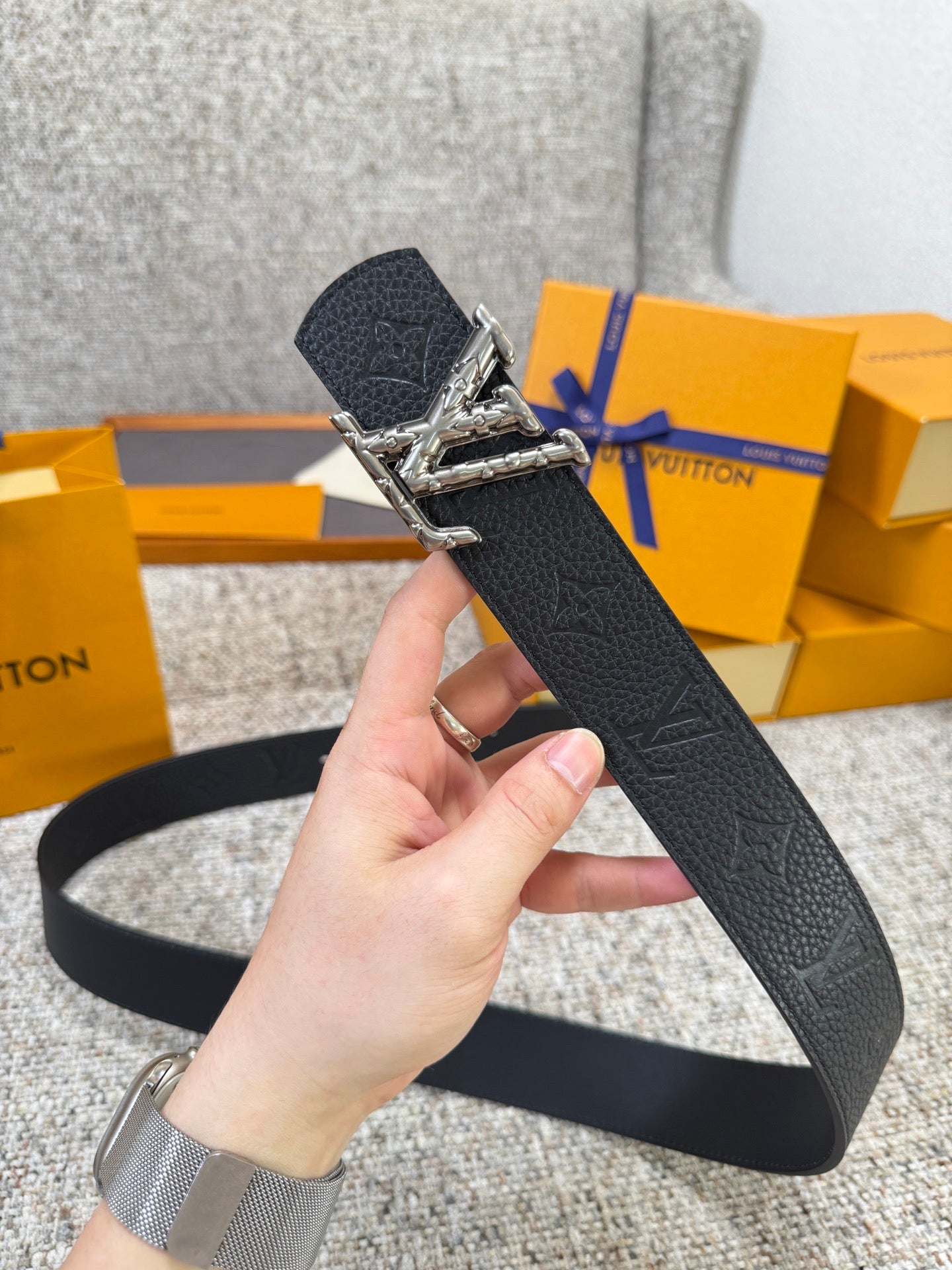 Lv belt