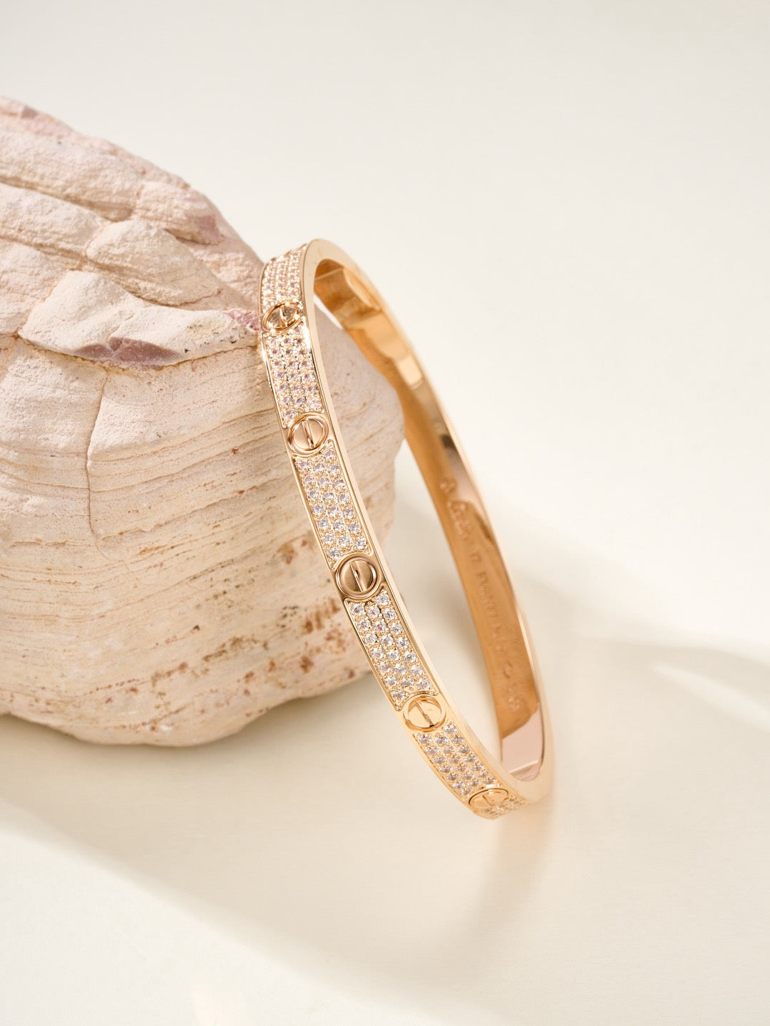 Ca bracelet
