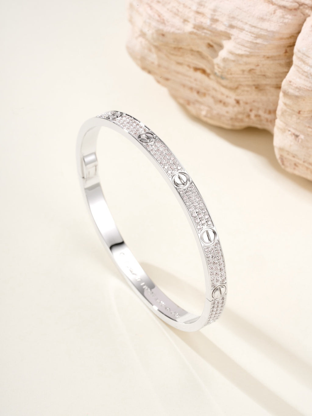 Ca bracelet