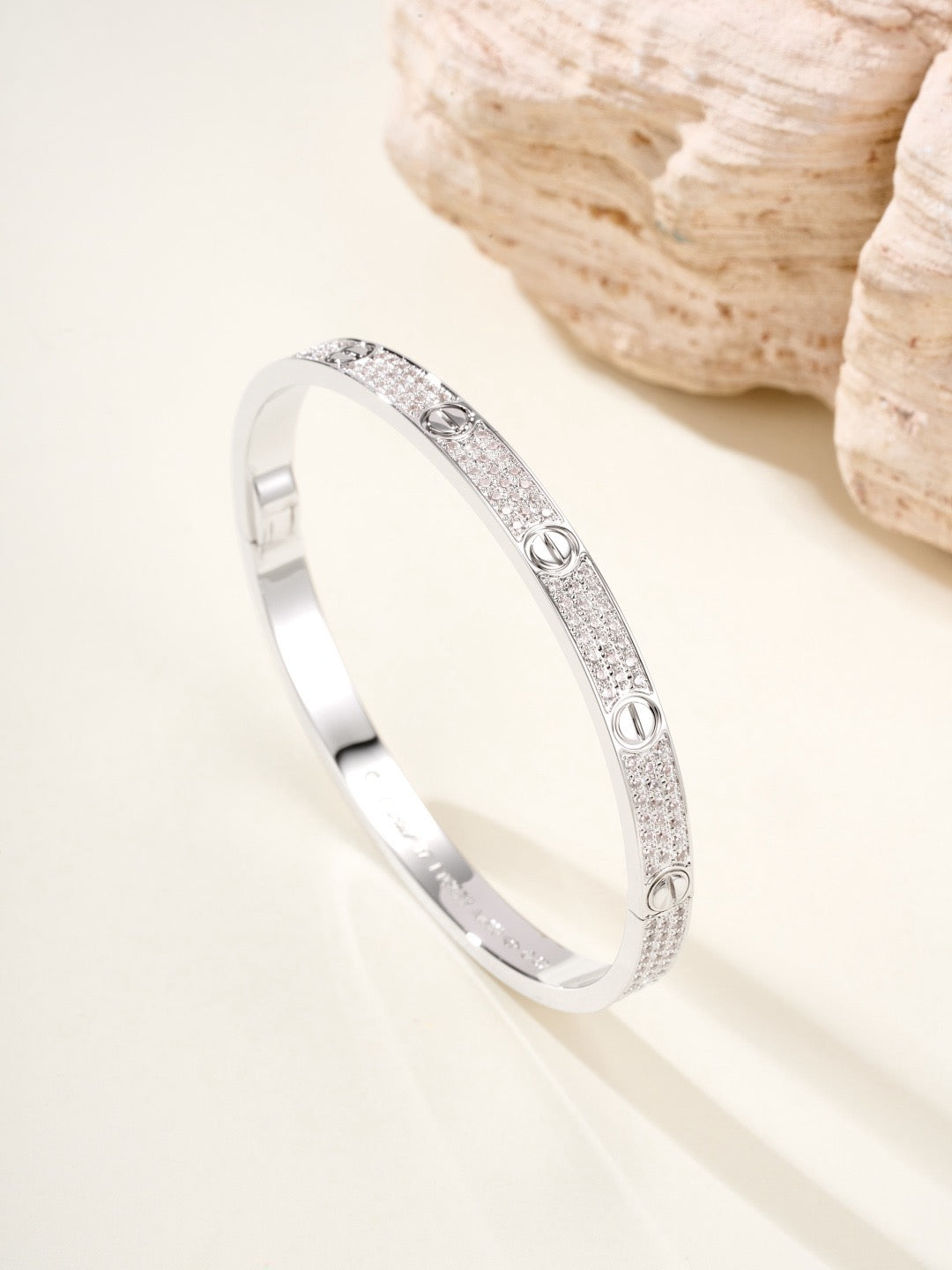 Ca bracelet
