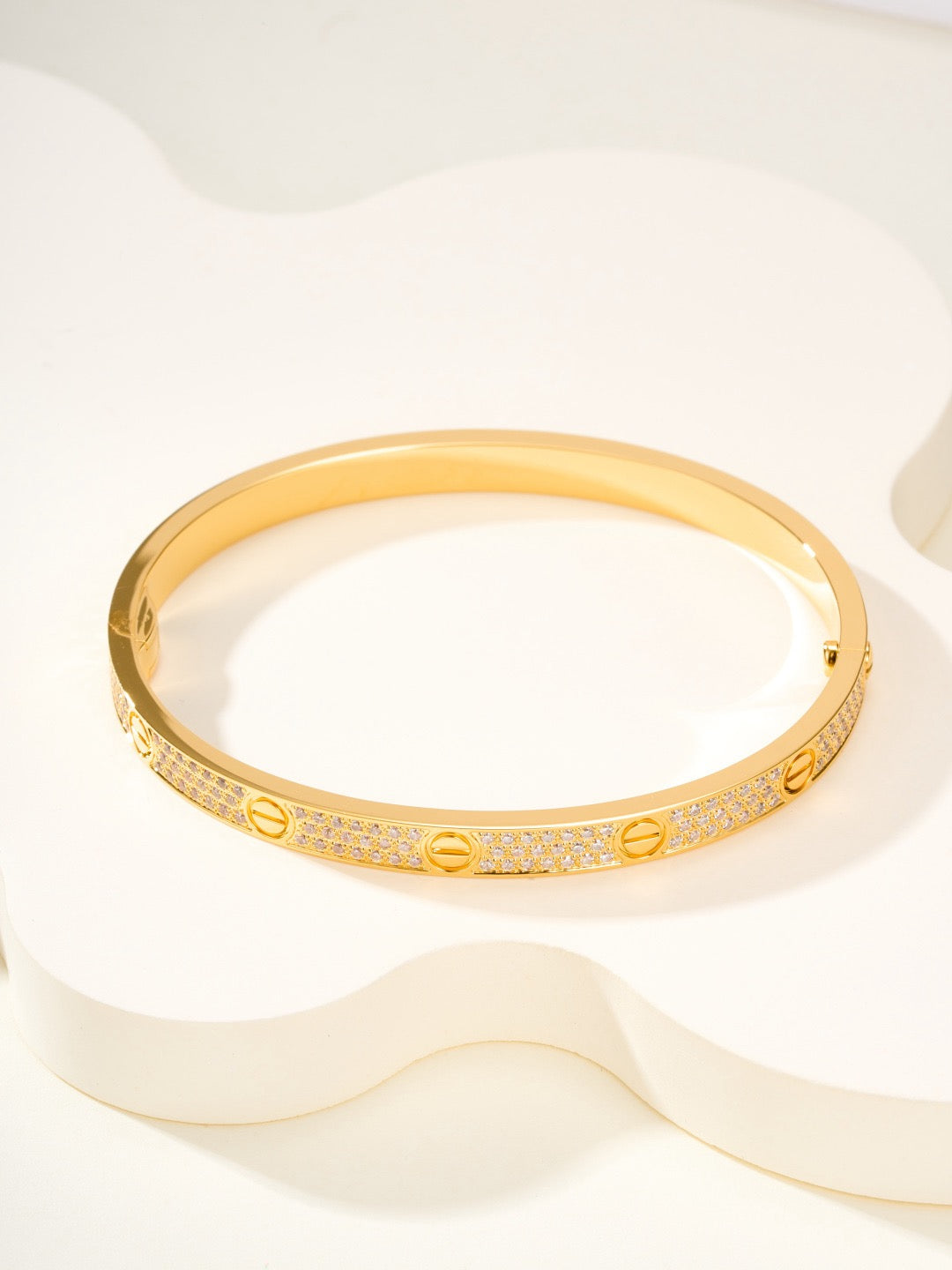 Ca bracelet