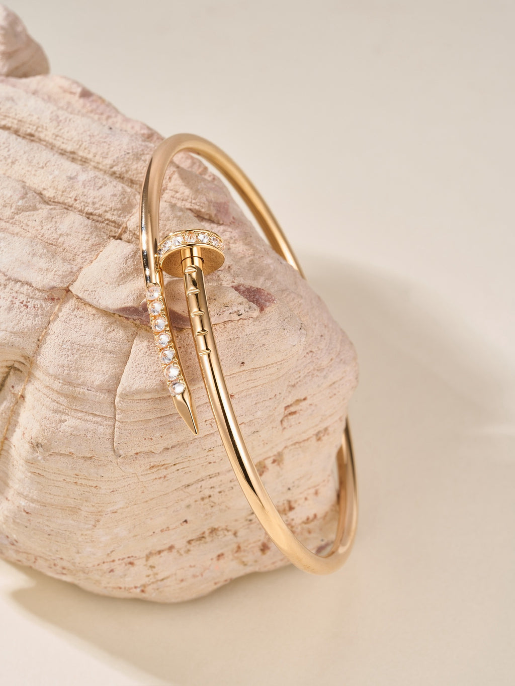 Ca bracelet