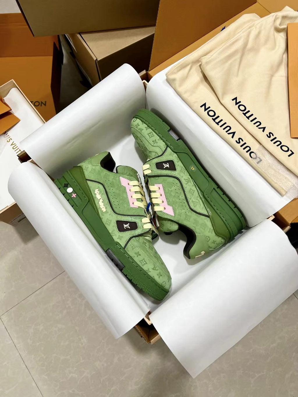 Lv trainer