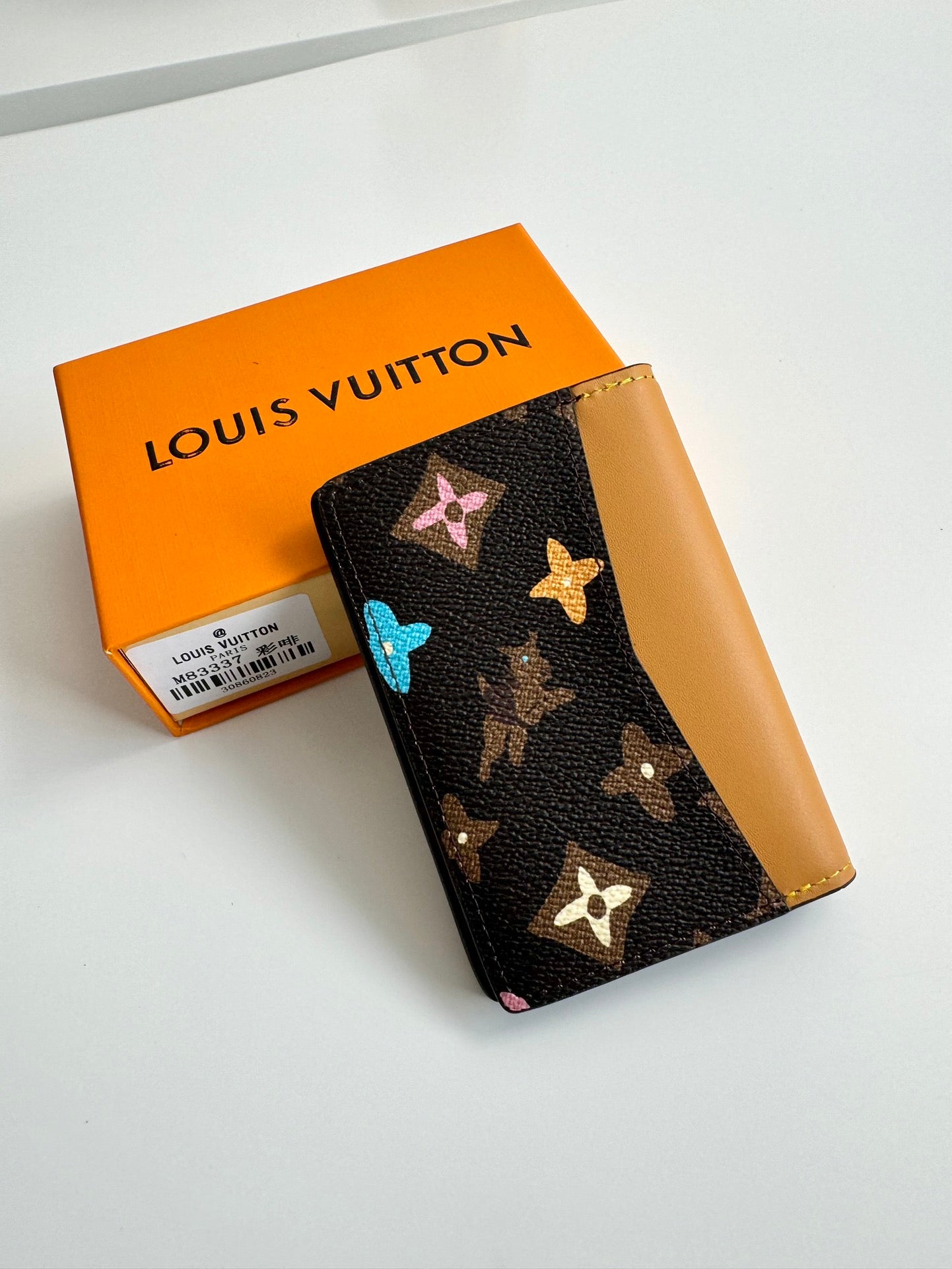 Lv Card holder