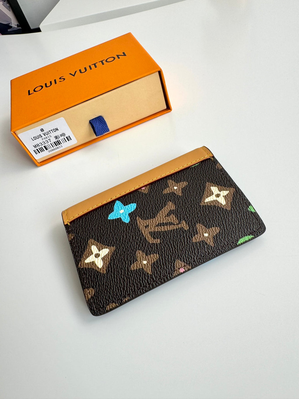 Lv Card holder
