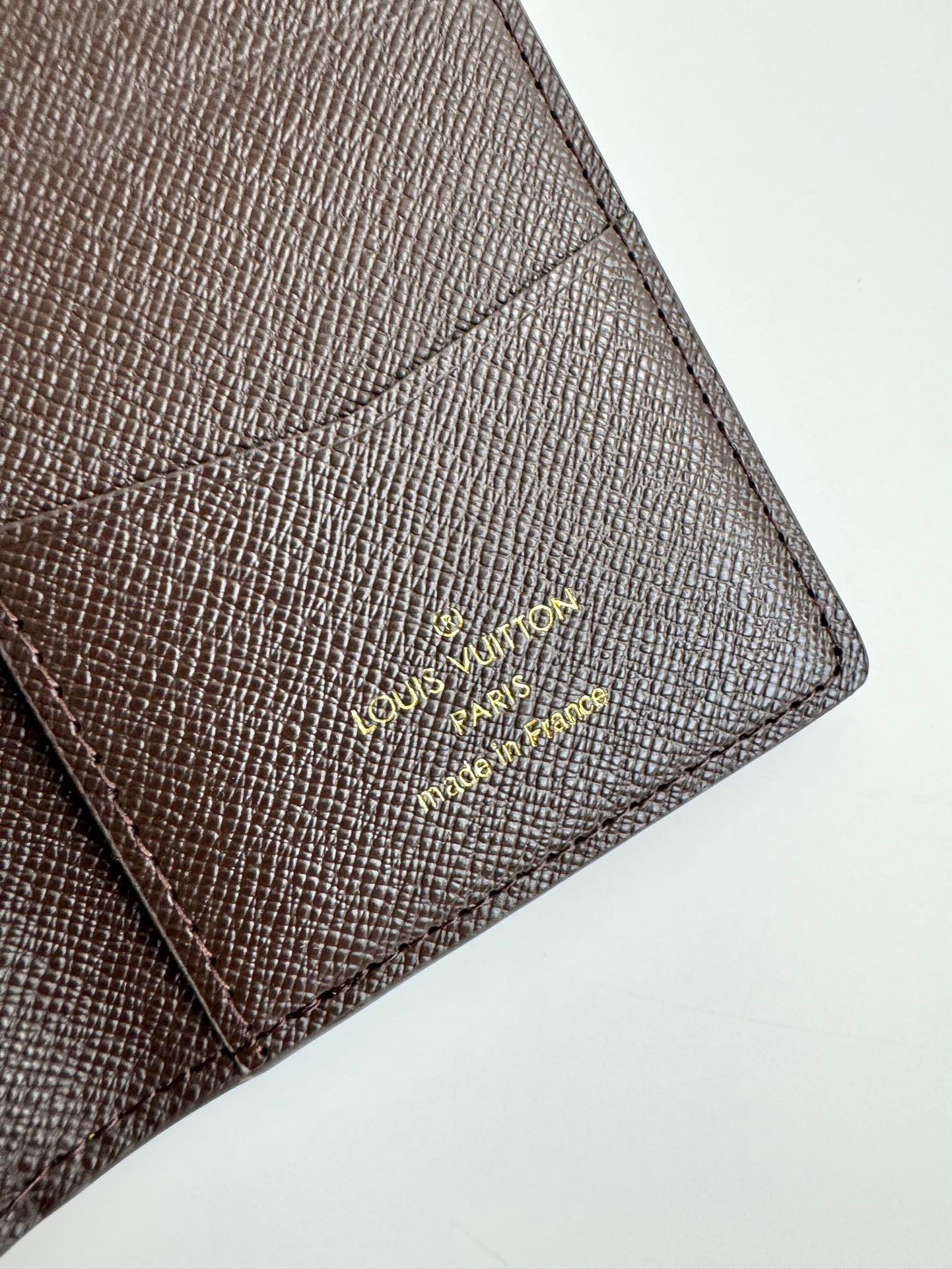 Lv Card holder
