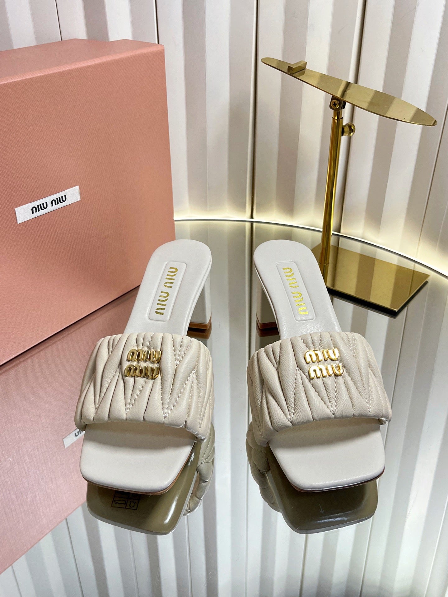 miumiu shoes