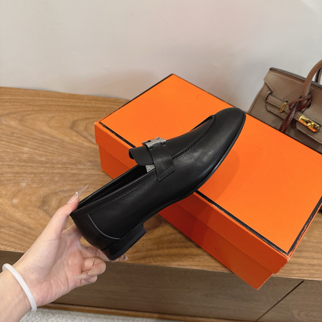 H shoes