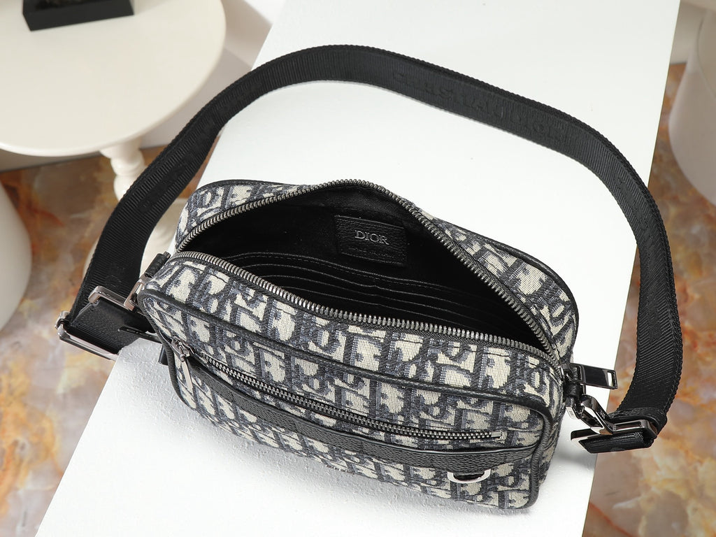 Dior bag