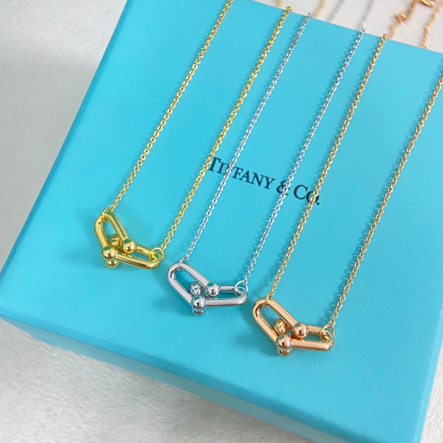 Tiffany necklace  without diamonds