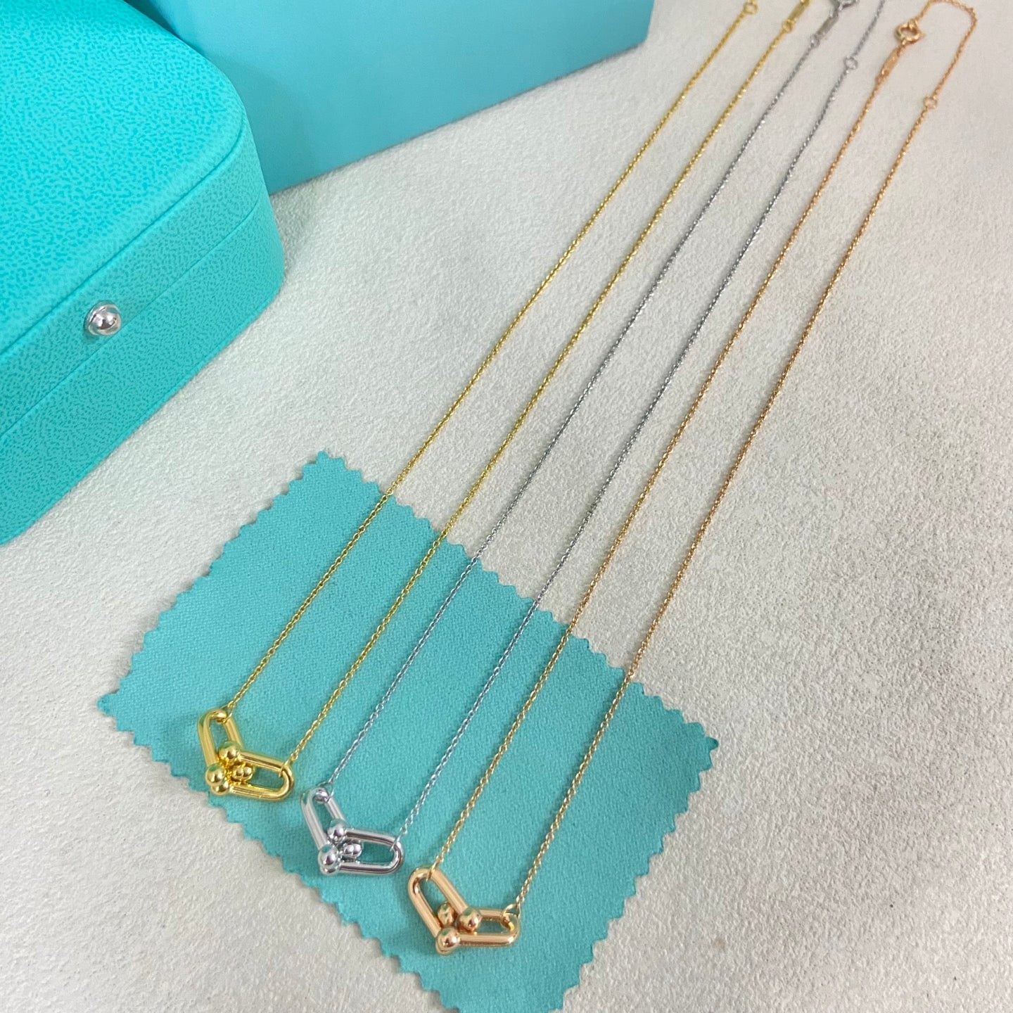 Tiffany necklace  without diamonds