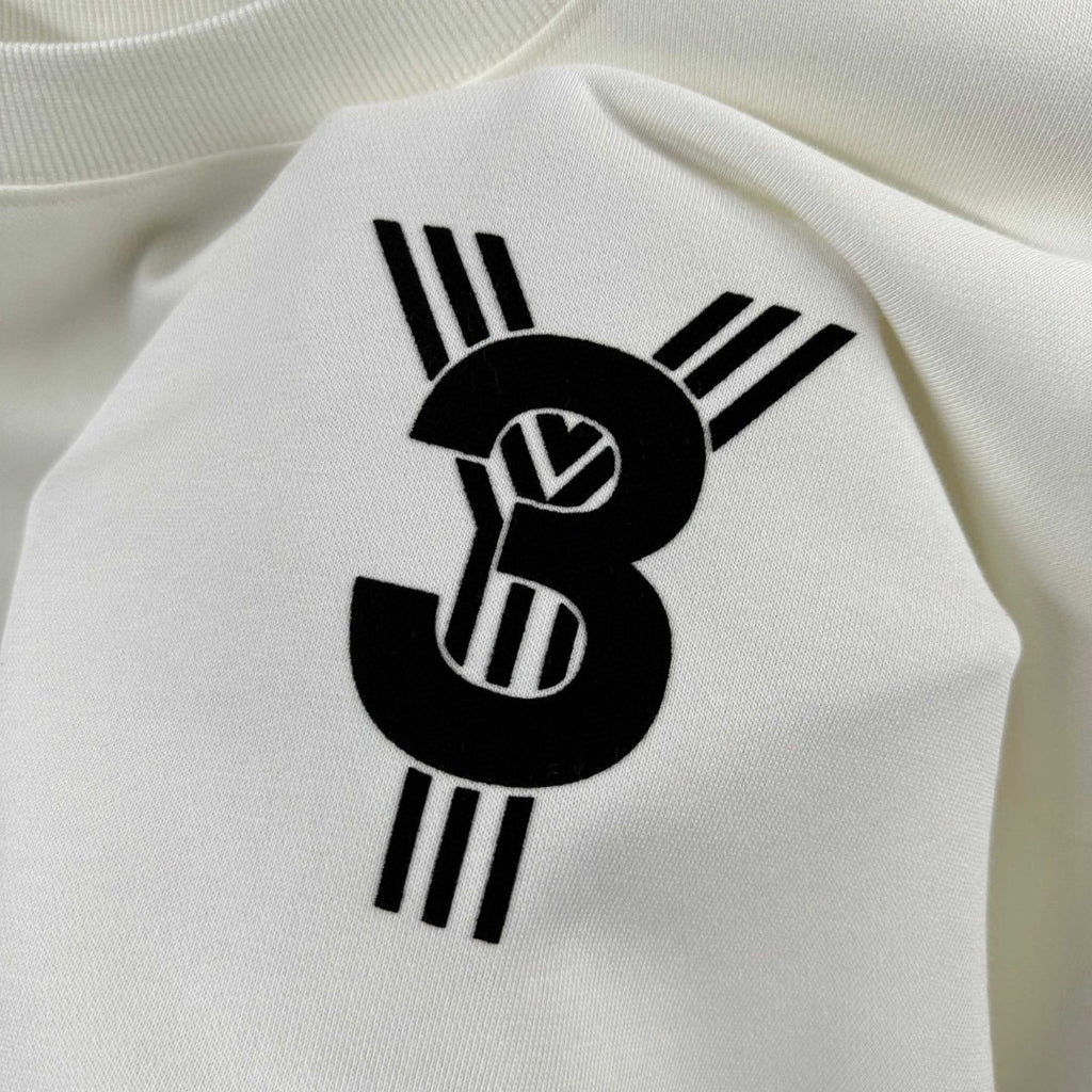 Y3