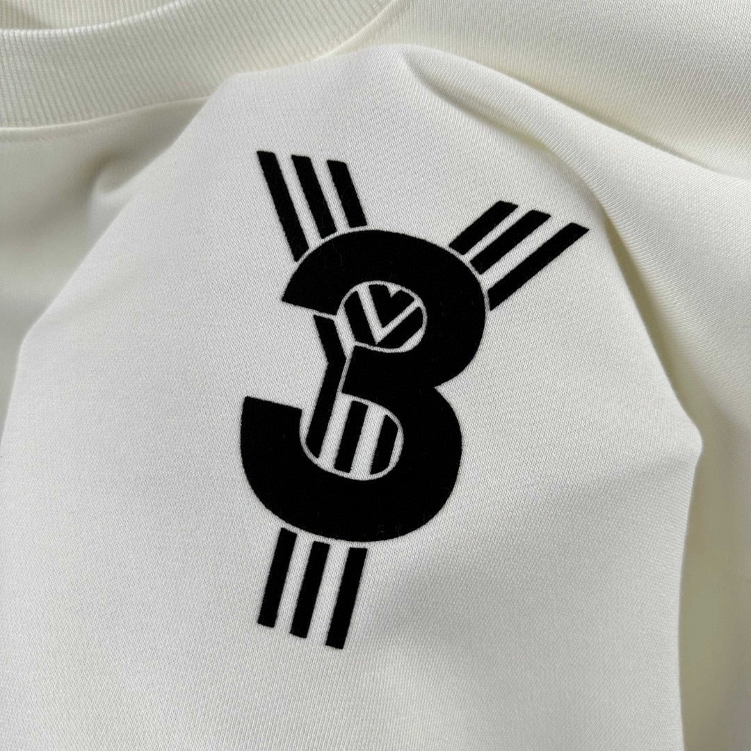 Y3