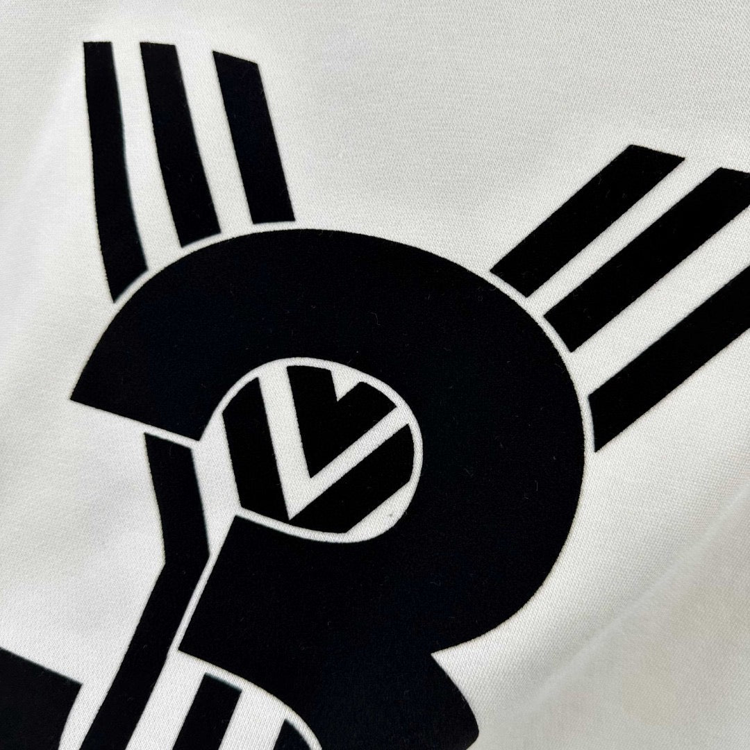 Y3