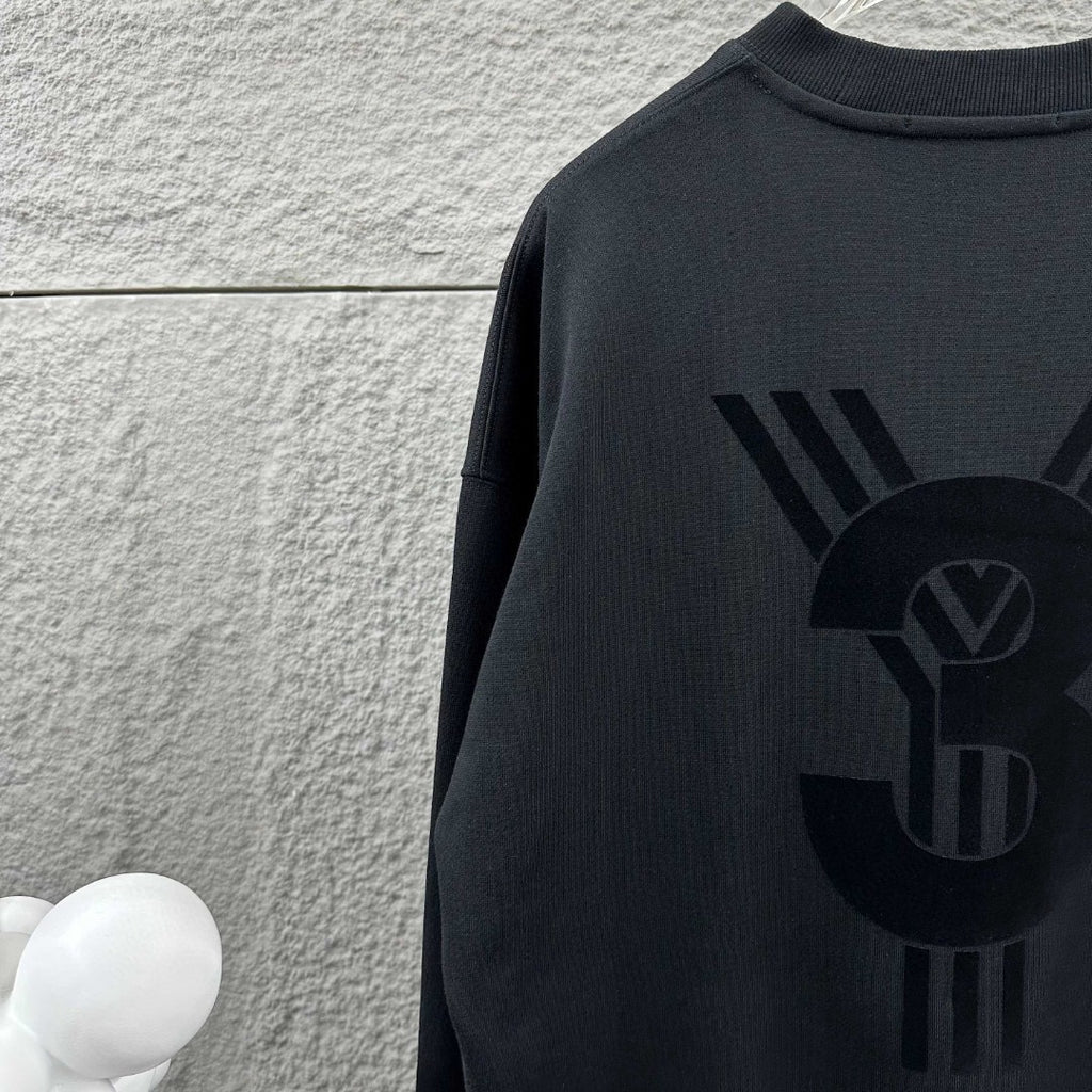 Y3