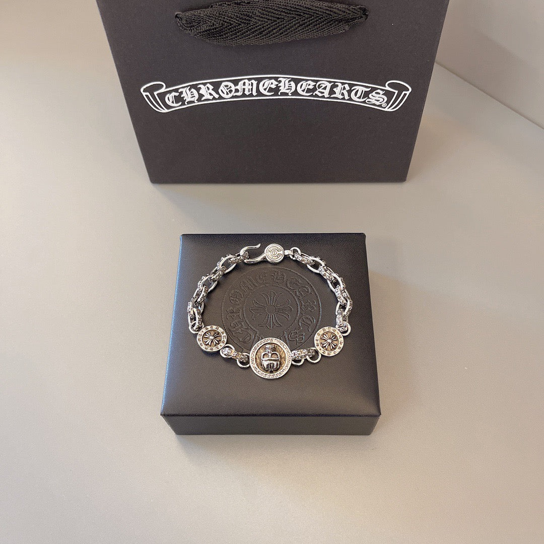 Chrome hearts