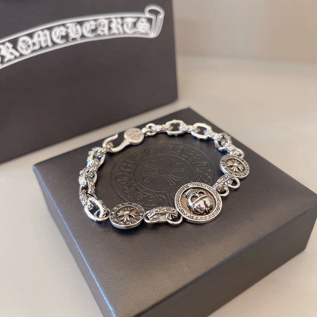 Chrome hearts