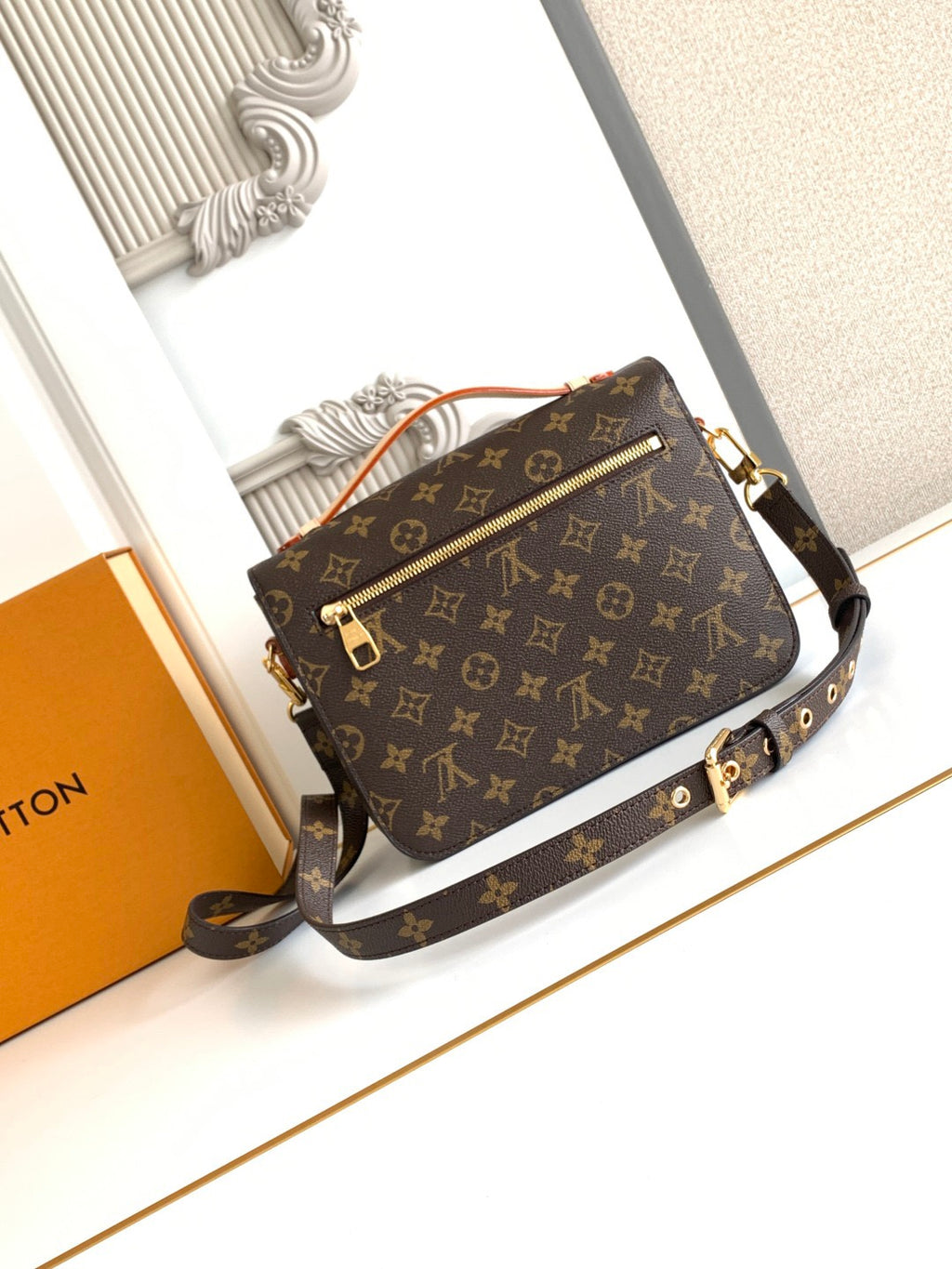 Lv Bag
