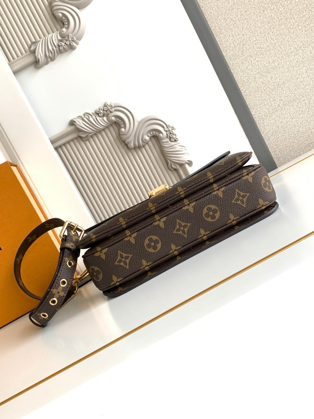 Lv Bag