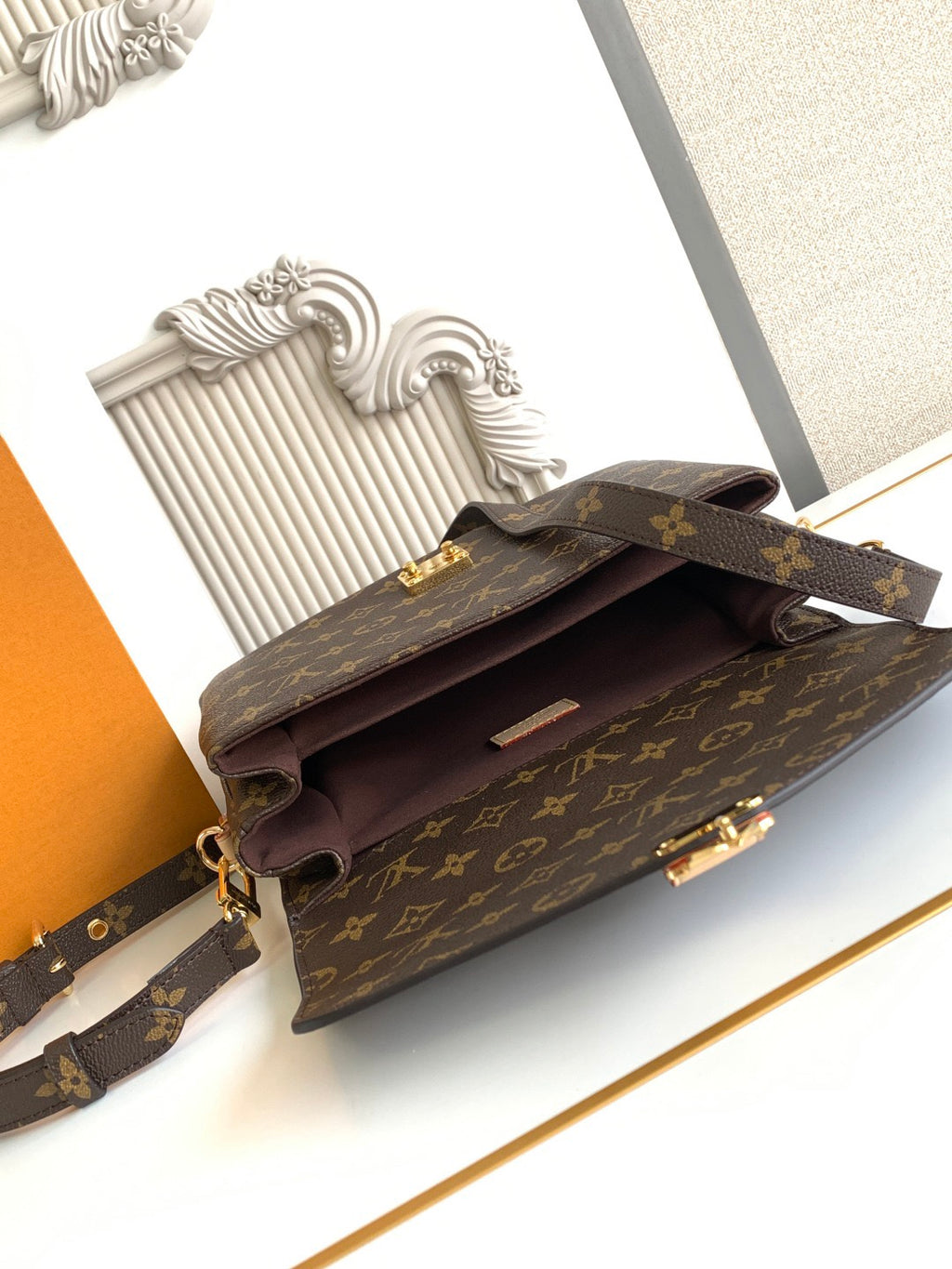 Lv Bag