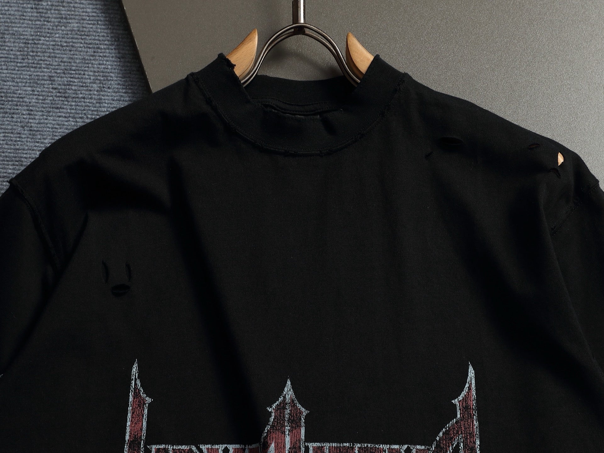 BALENCIAGA
