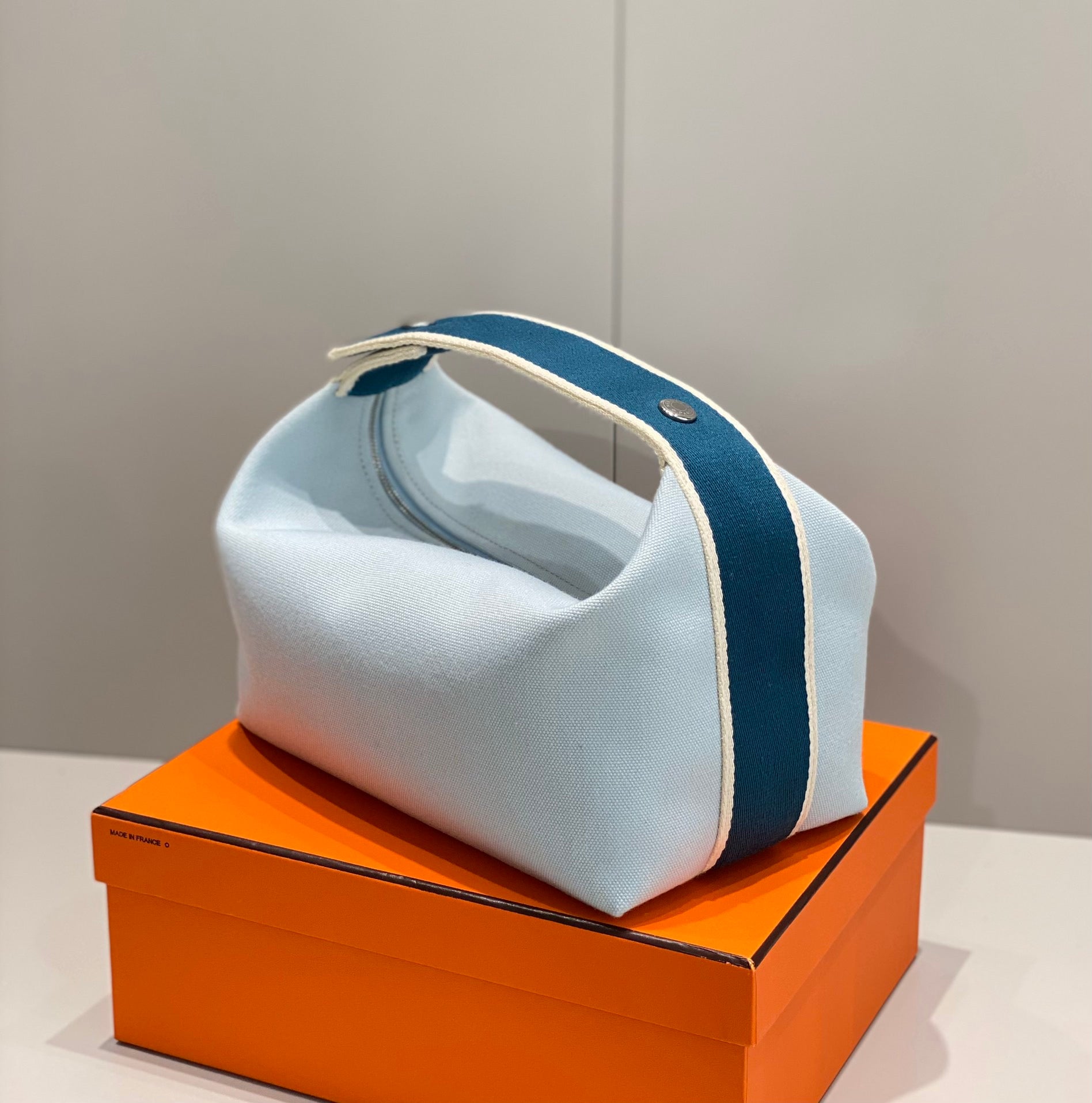 H bag