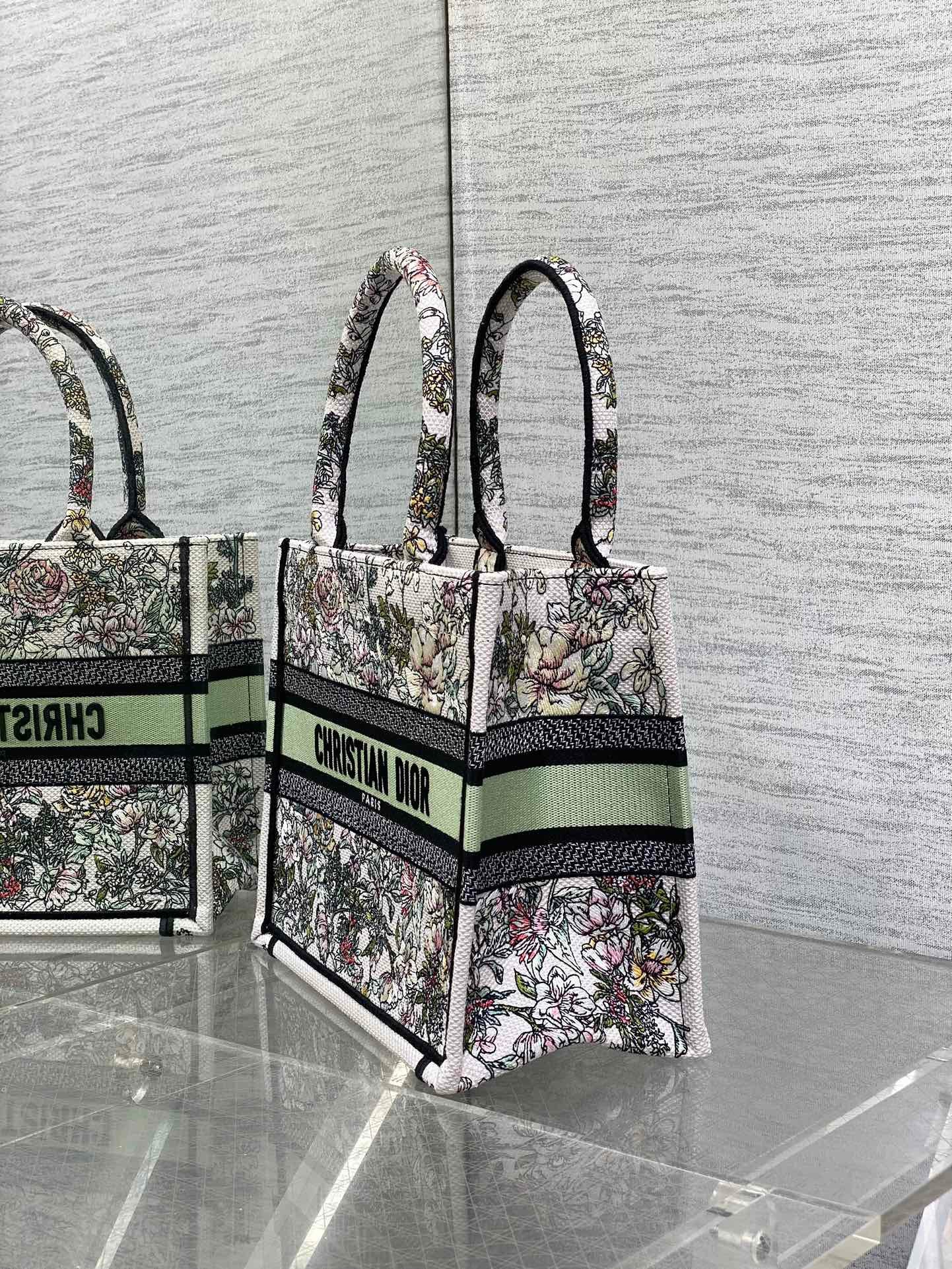 Dior bag