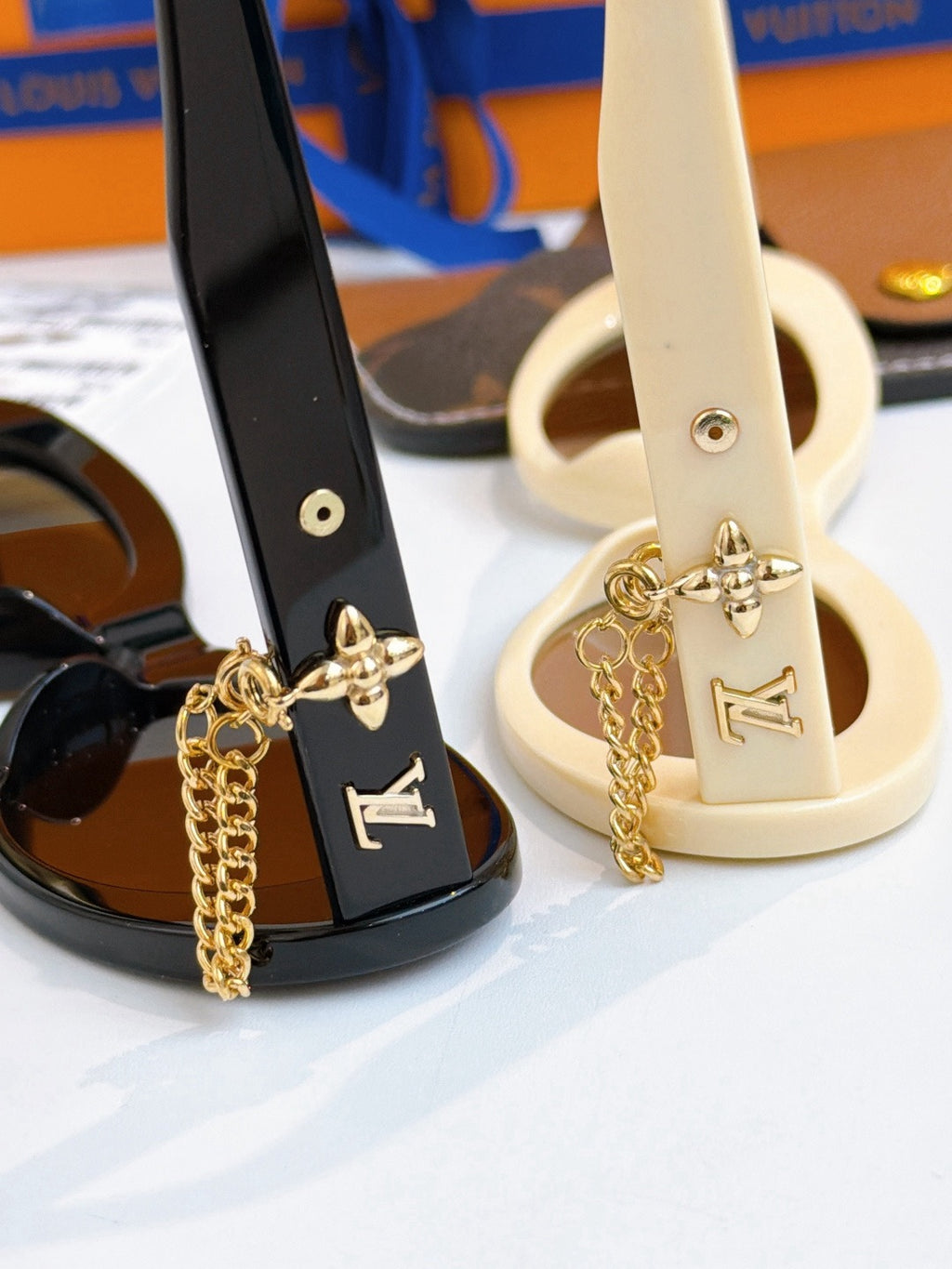 Sunglasses lv