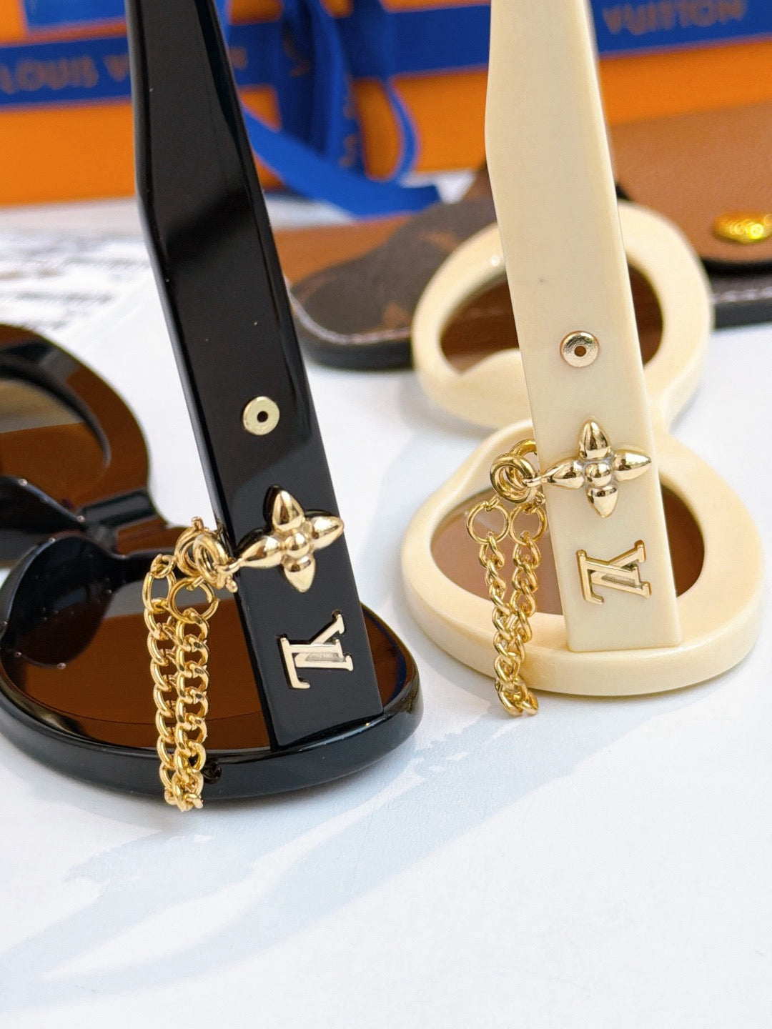 Sunglasses lv