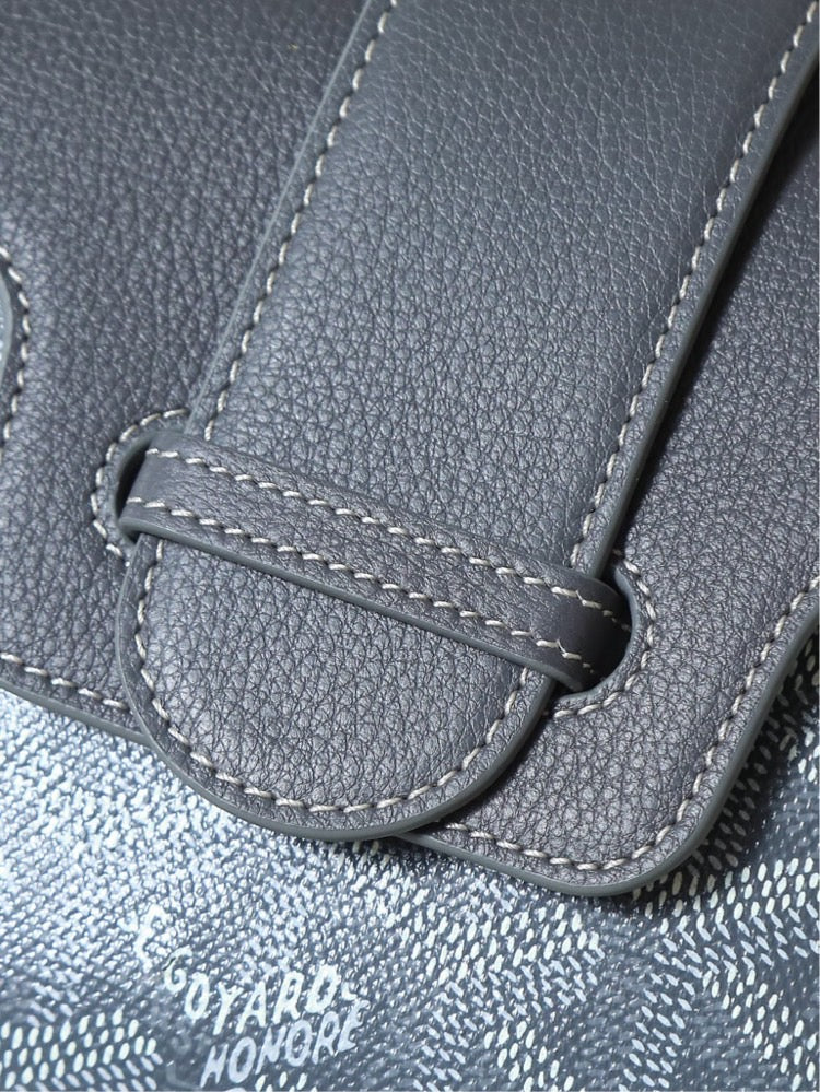Goyard bag