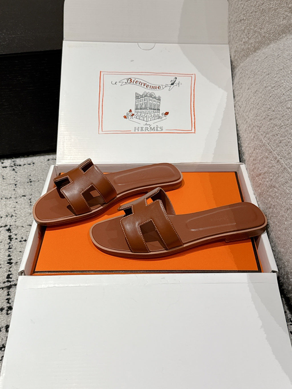 H   slippers