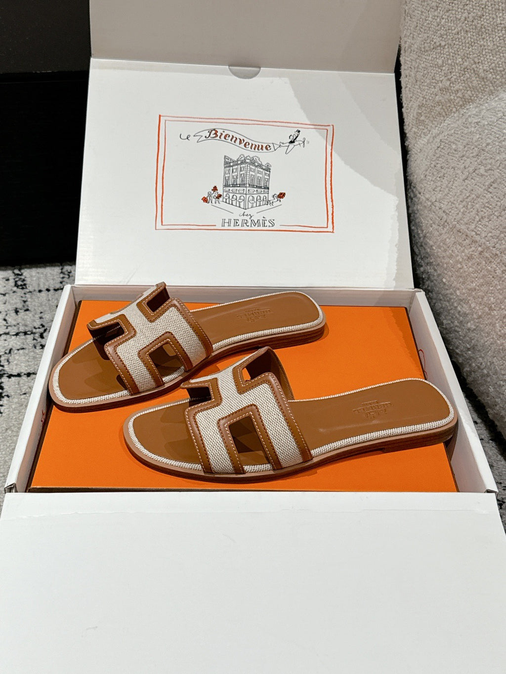 H slippers