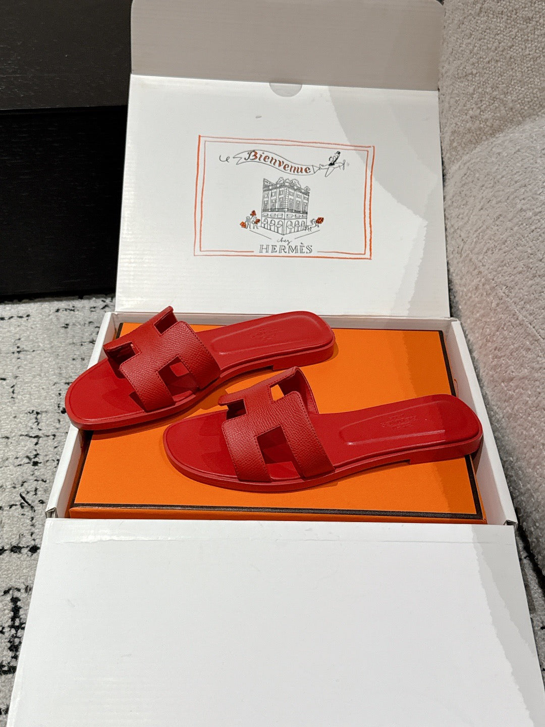 H slippers