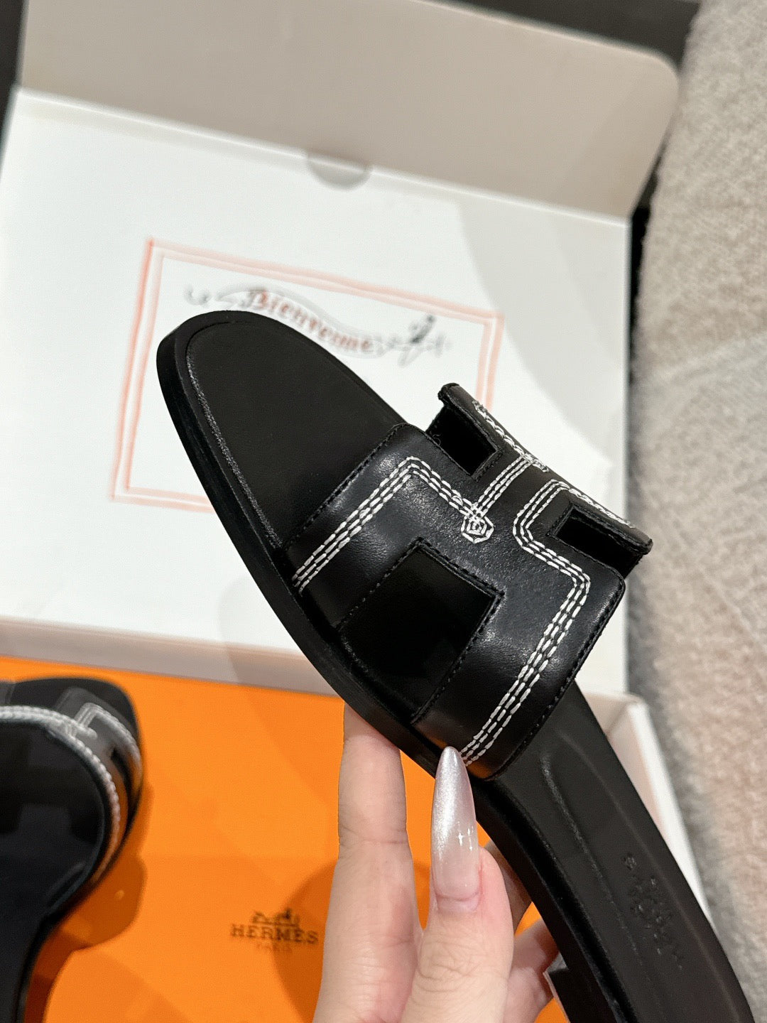 H slippers