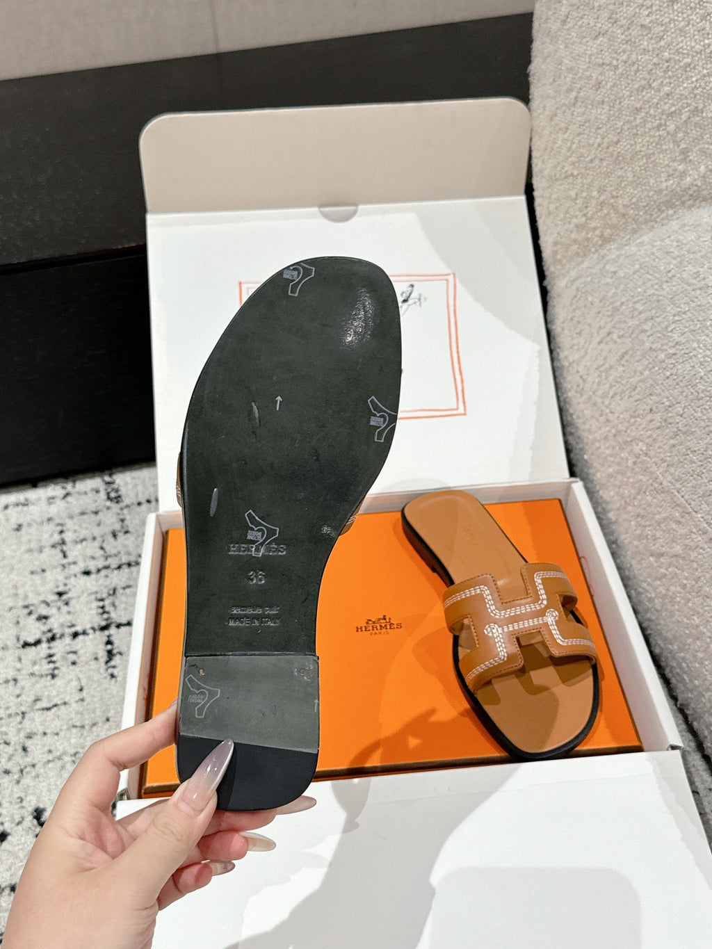 H slippers