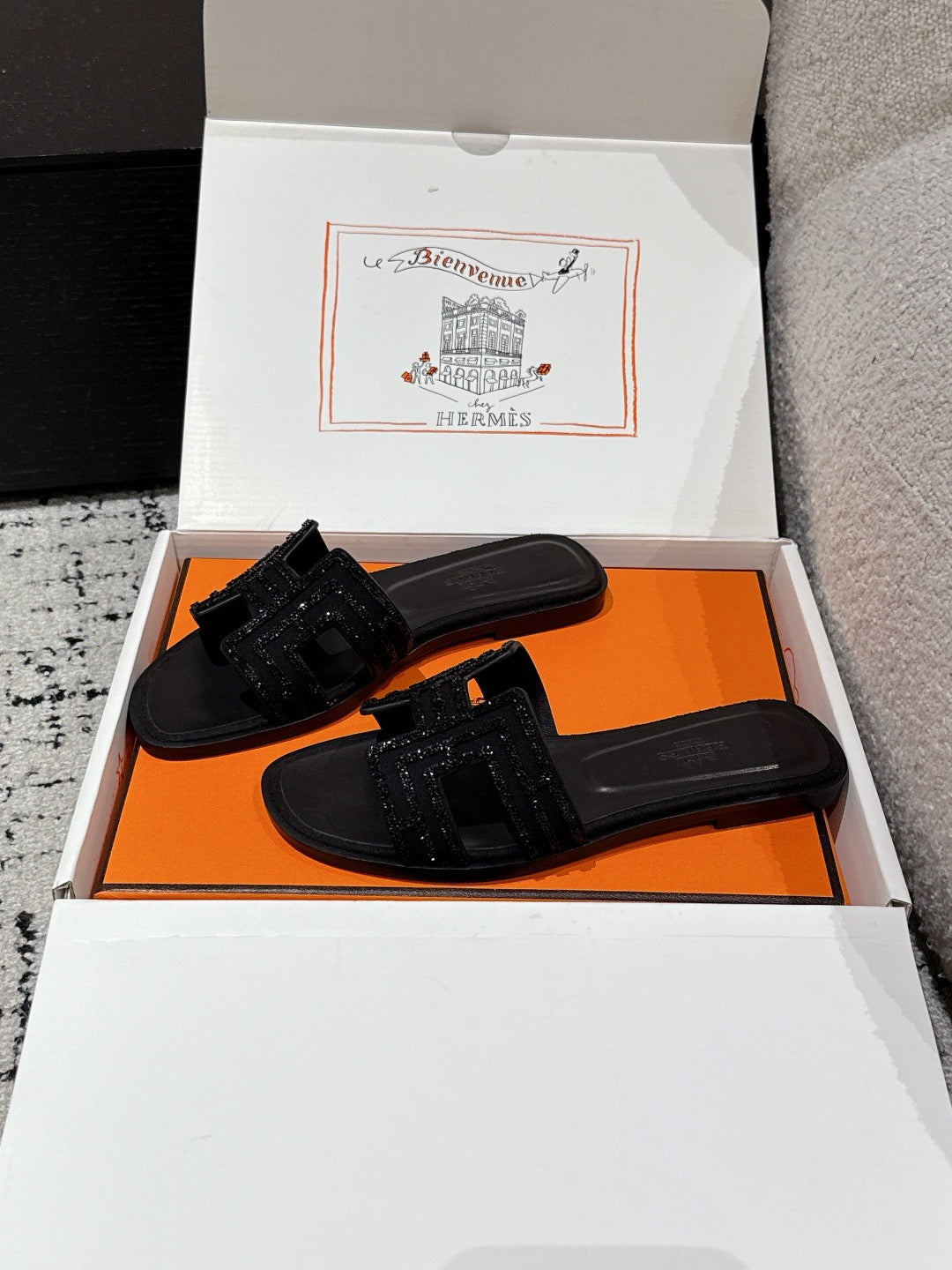 H slippers