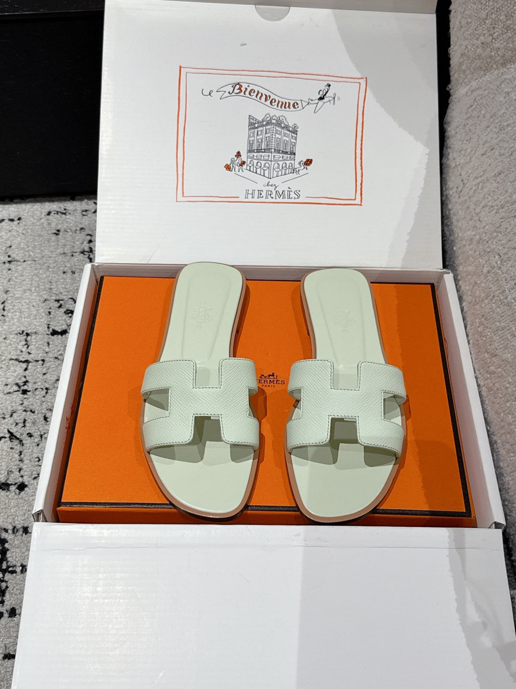 H slippers