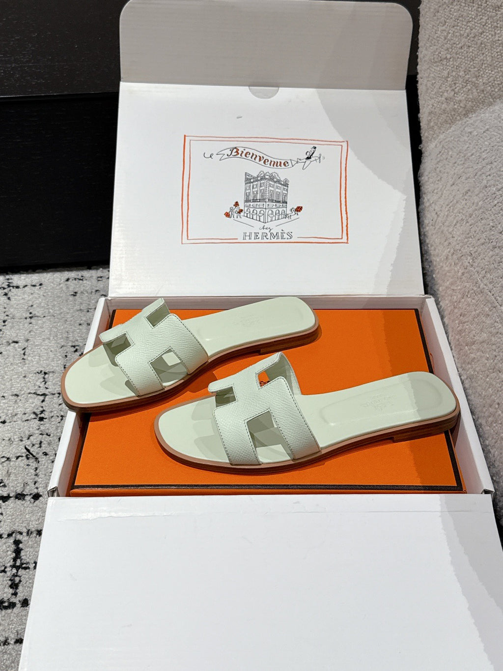 H slippers