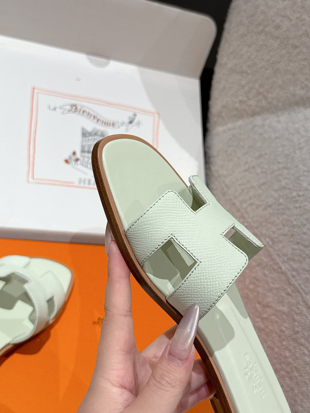 H slippers
