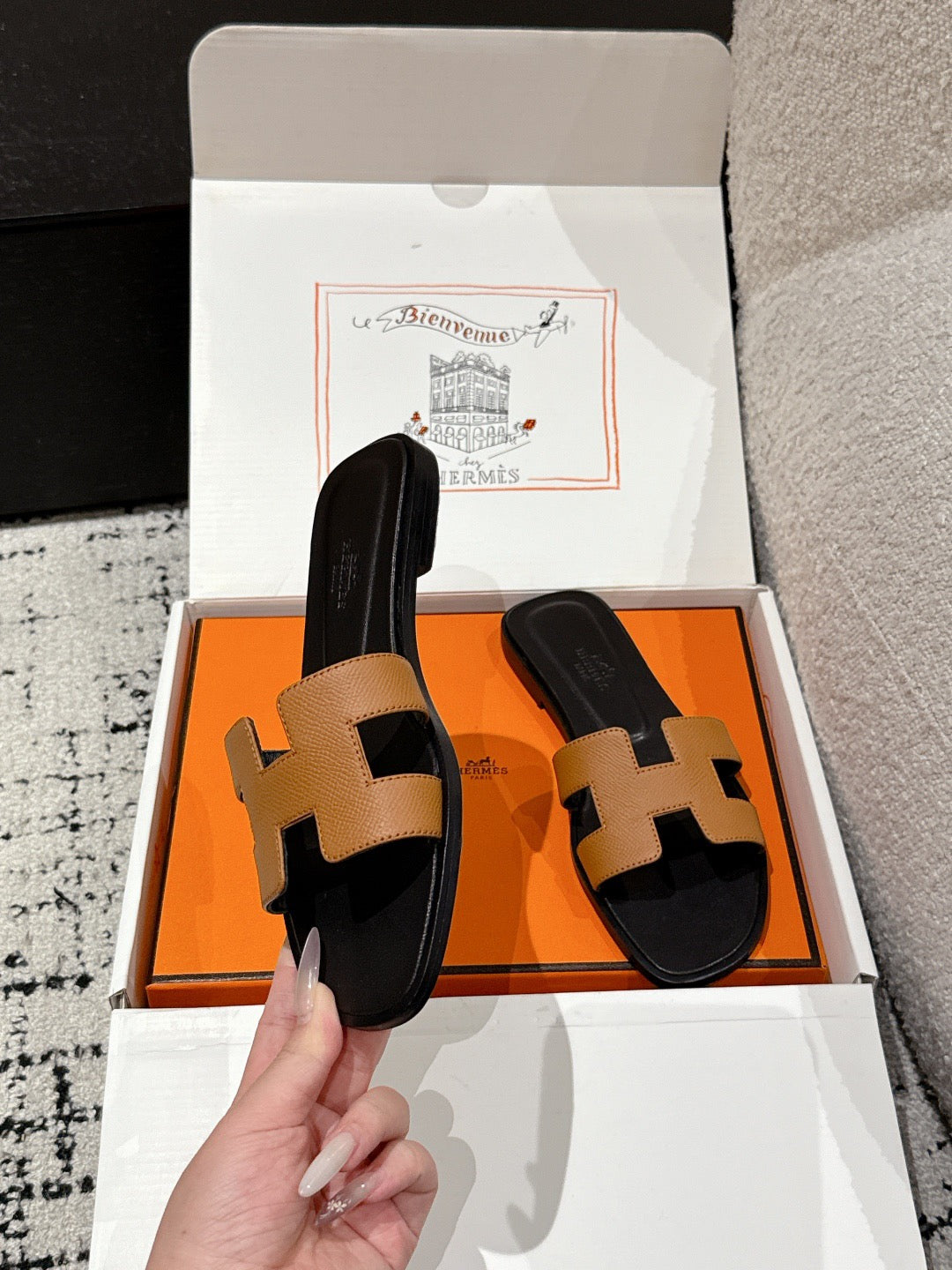 H slippers