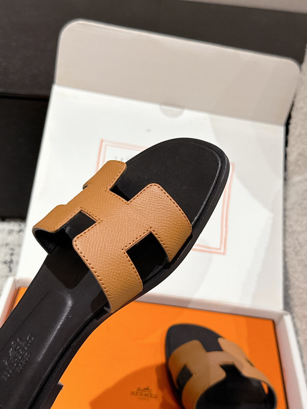 H slippers