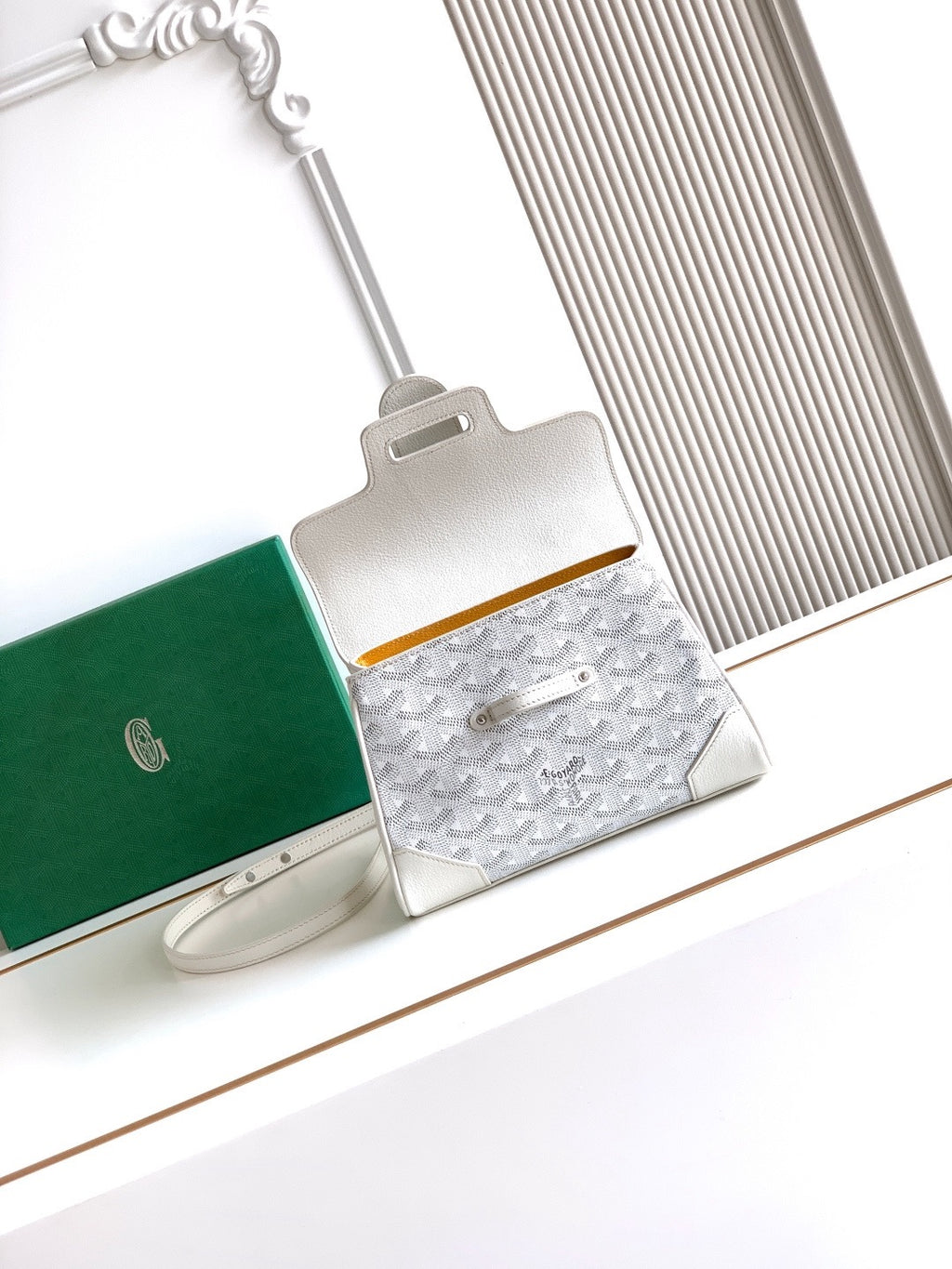 Goyard bag