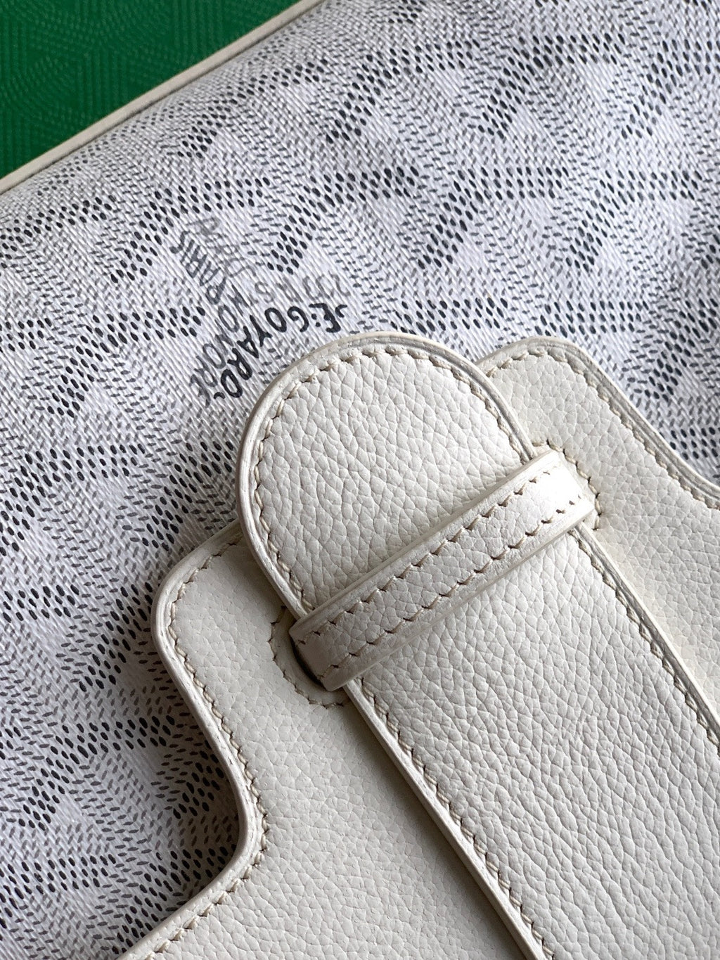Goyard bag