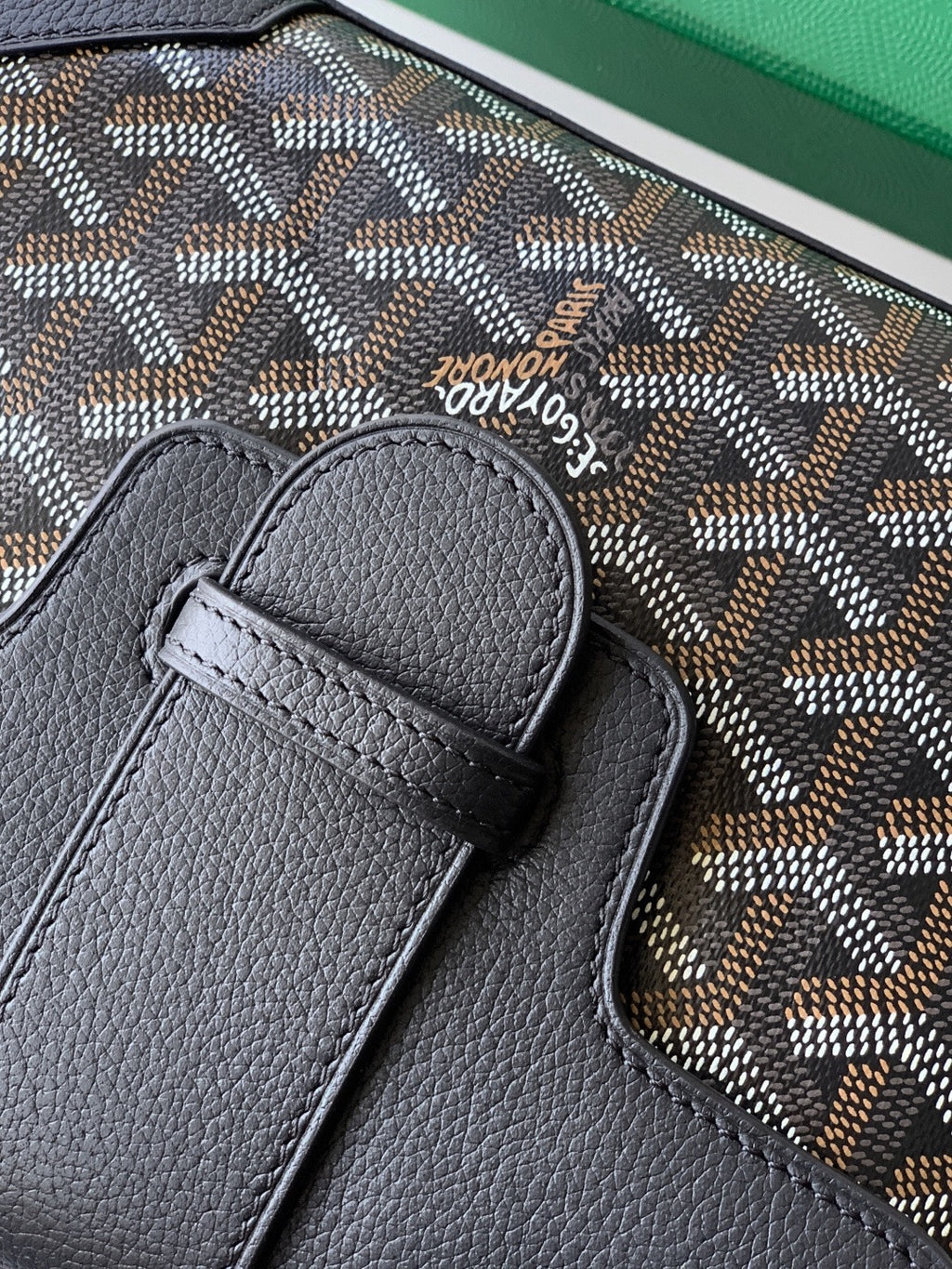 Goyard bag