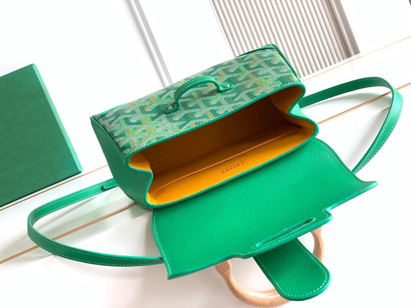 Goyard bag