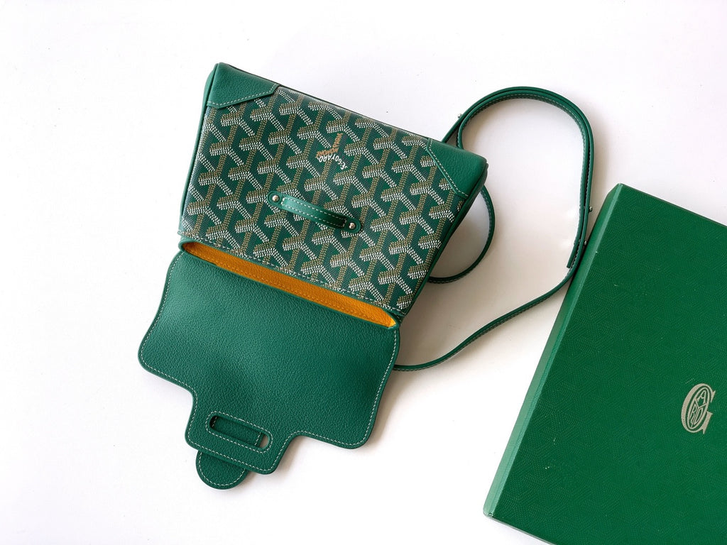 Goyard bag